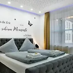 Modern Neuburg 1 - New 多瑙河畔诺伊堡