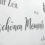 Modern Neuburg 1 - New *